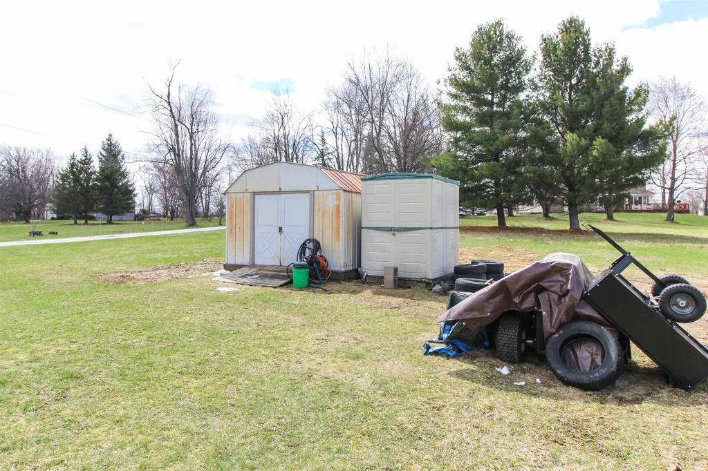 580 Bridge Road North Hero VT 05474