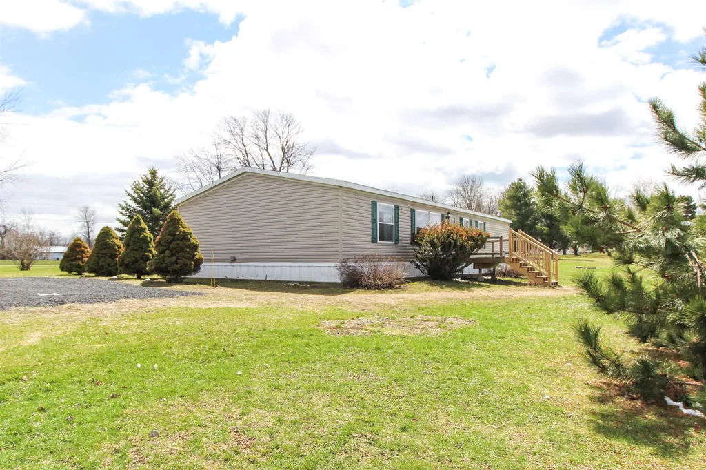 580 Bridge Road North Hero VT 05474