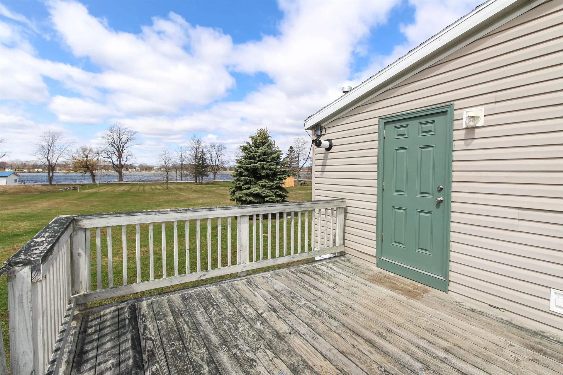 580 Bridge Road North Hero VT 05474