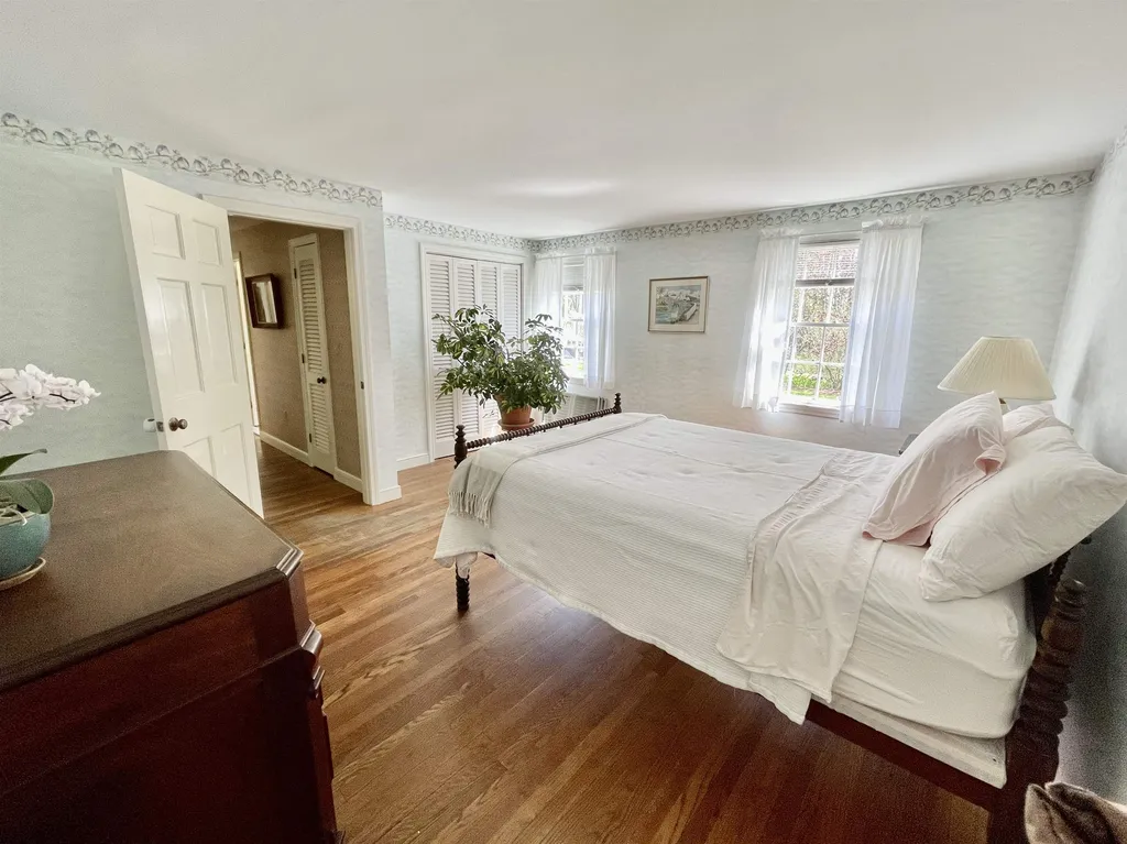 1 Split Rock Road Exeter NH 03833