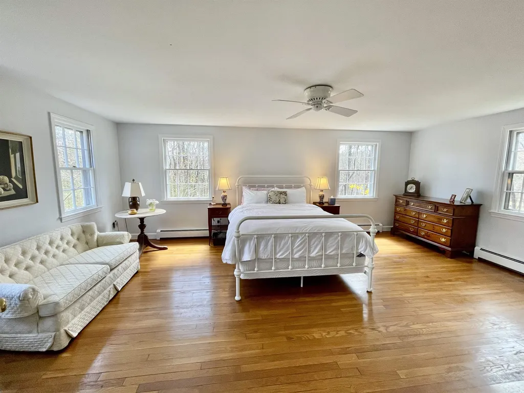 1 Split Rock Road Exeter NH 03833