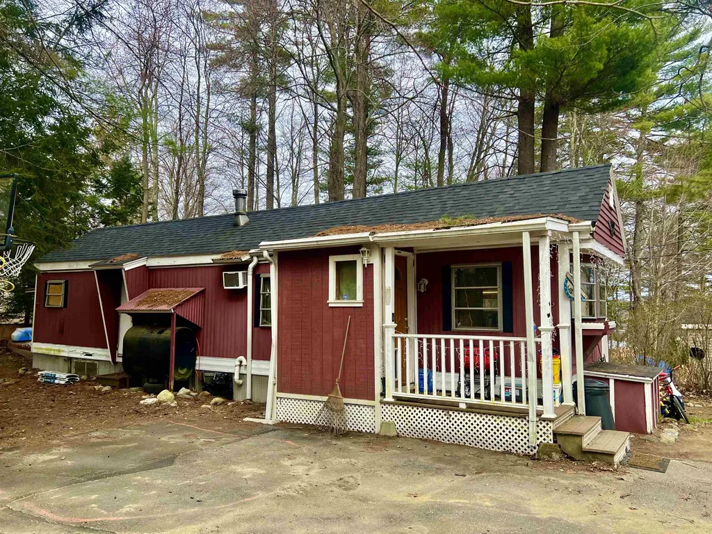 47 Elm Street Northwood NH 03261
