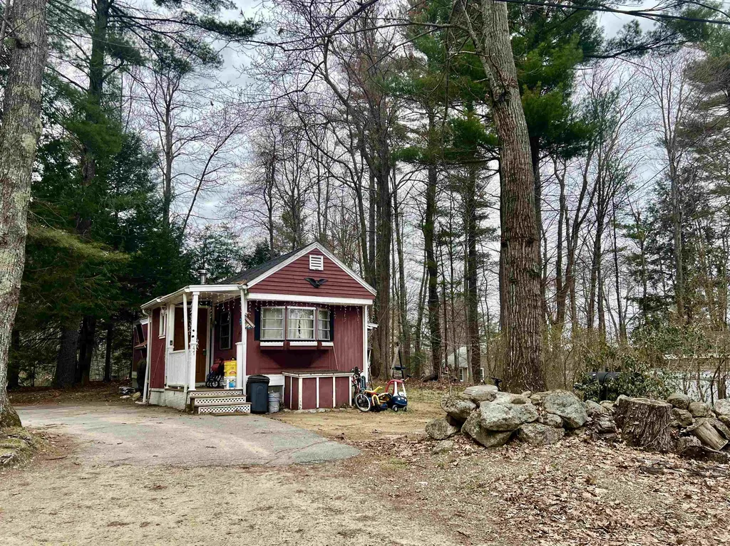 47 Elm Street Northwood NH 03261