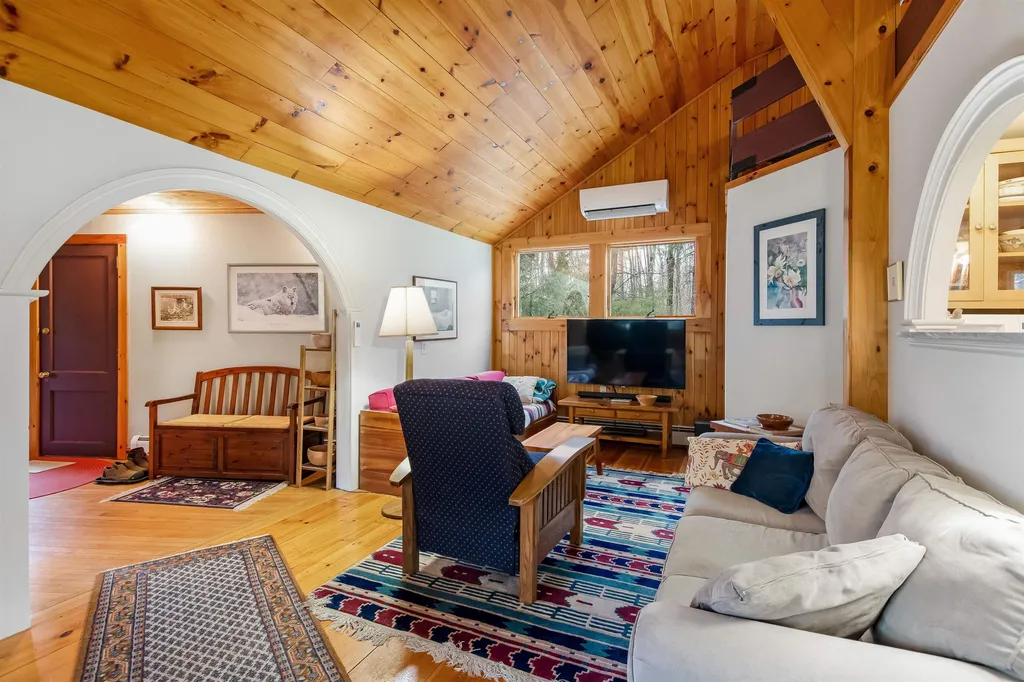 354 Brook Drive Bristol VT 05443