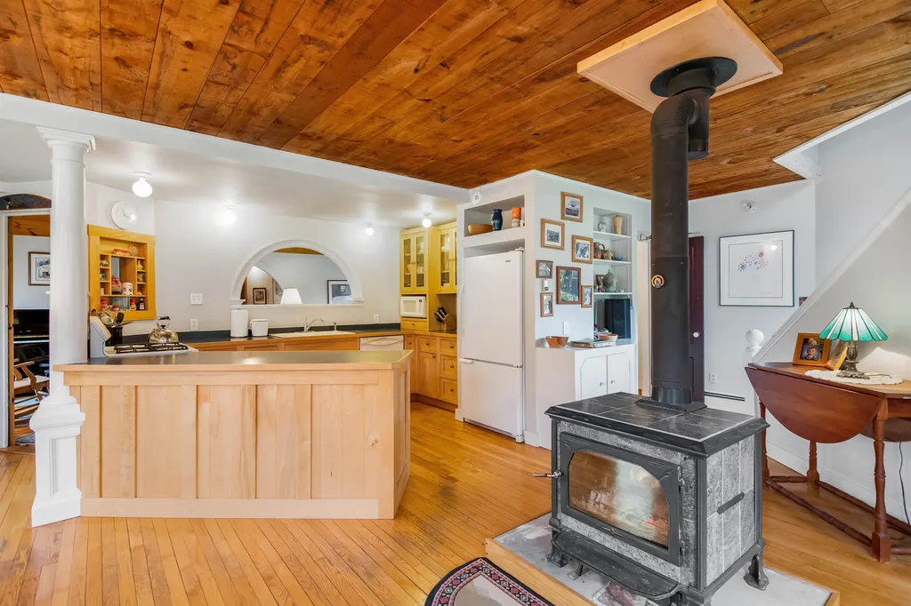 354 Brook Drive Bristol VT 05443