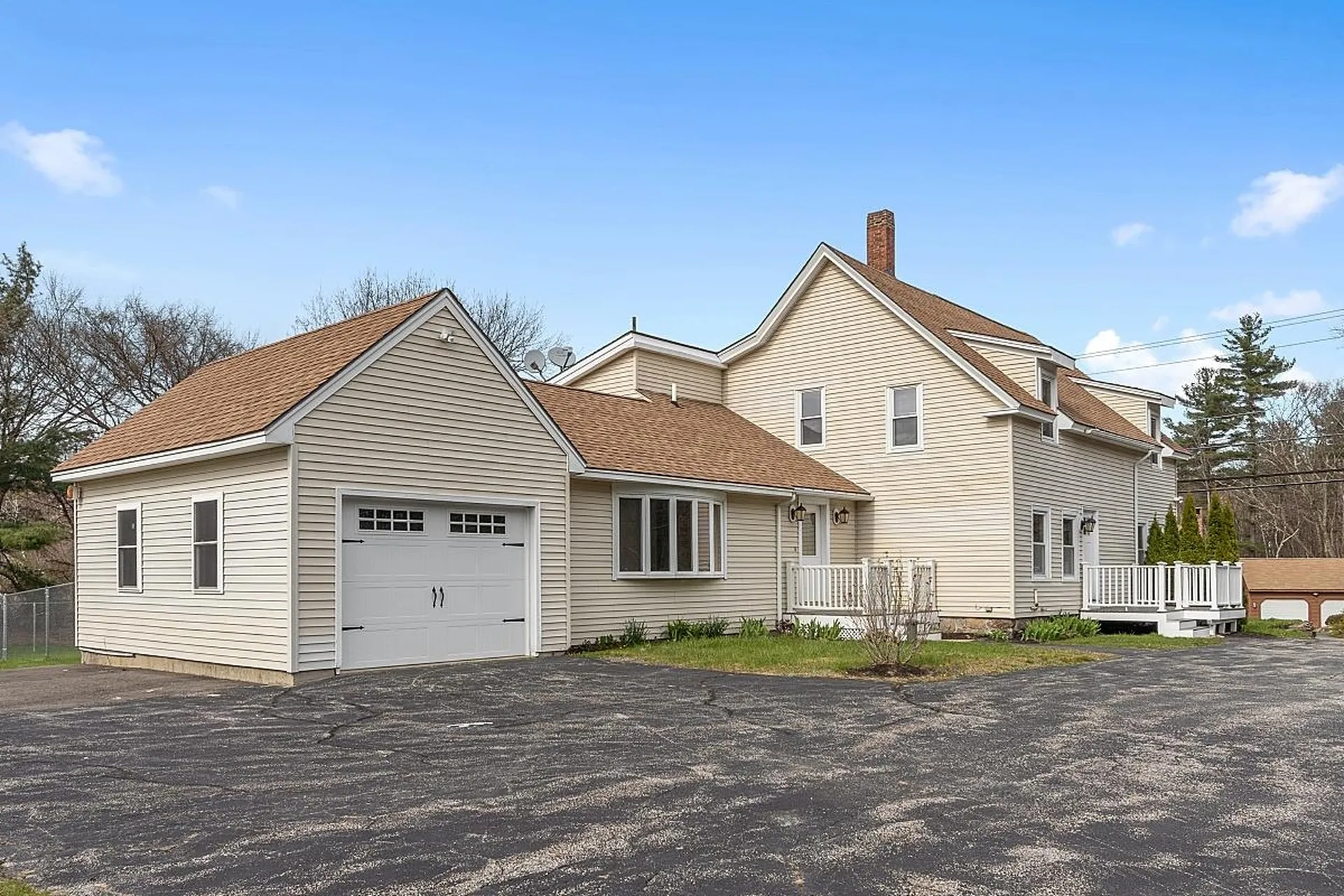 81 N Lowell Road Windham NH 03087