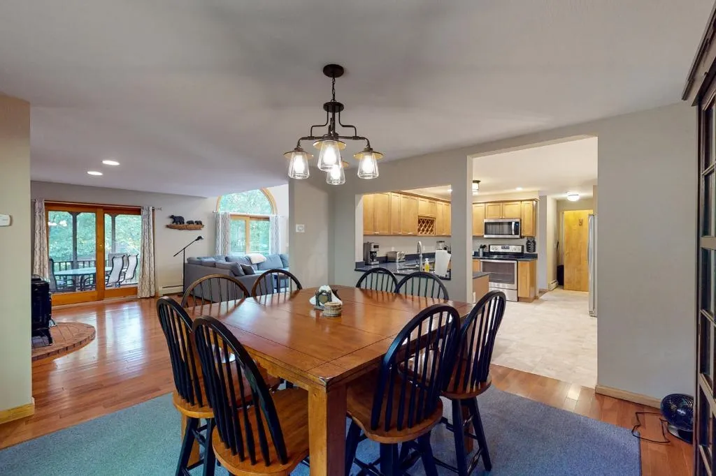 31 Paglia Street Moultonborough NH 03254