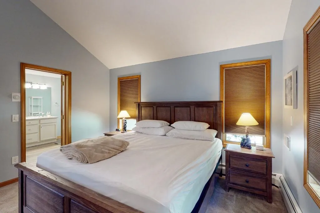 31 Paglia Street Moultonborough NH 03254