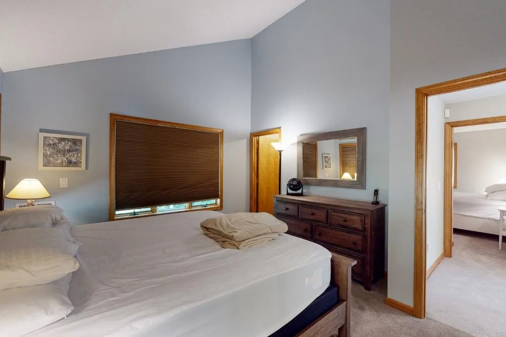 31 Paglia Street Moultonborough NH 03254