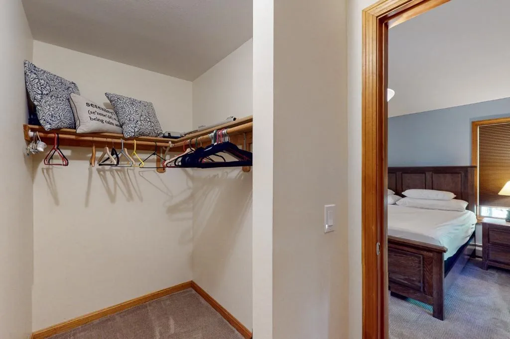 31 Paglia Street Moultonborough NH 03254