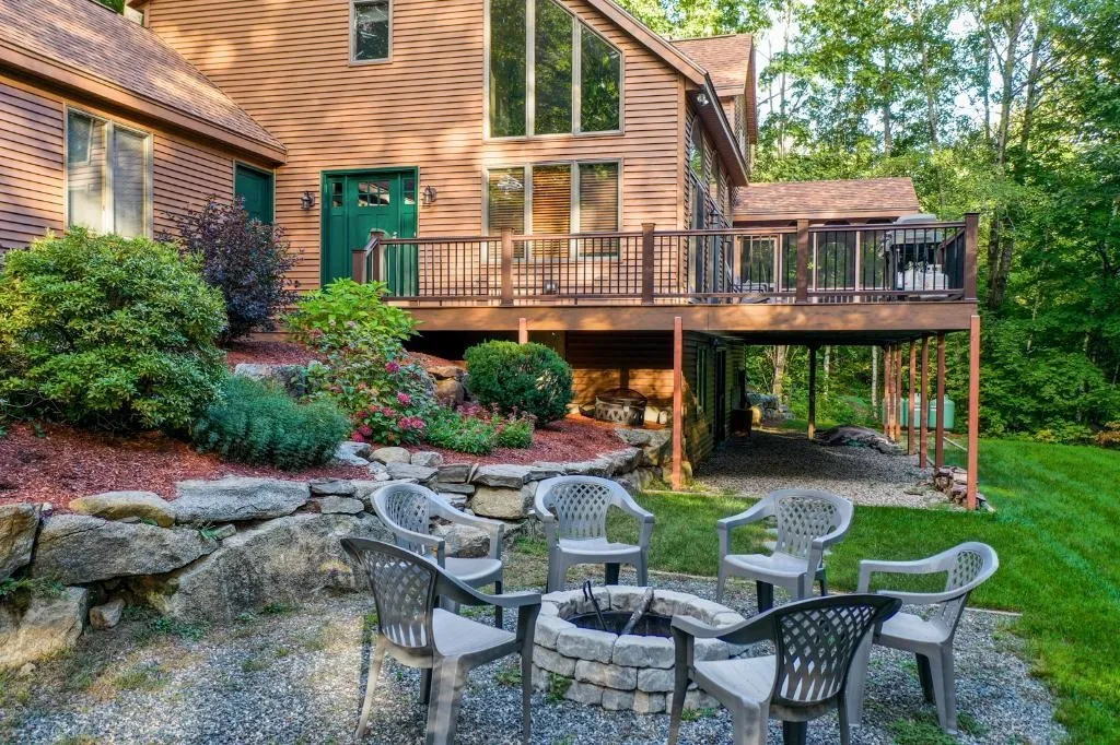31 Paglia Street Moultonborough NH 03254