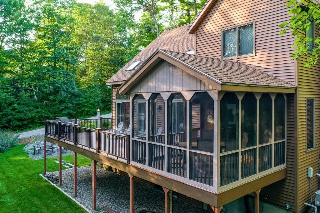 31 Paglia Street Moultonborough NH 03254