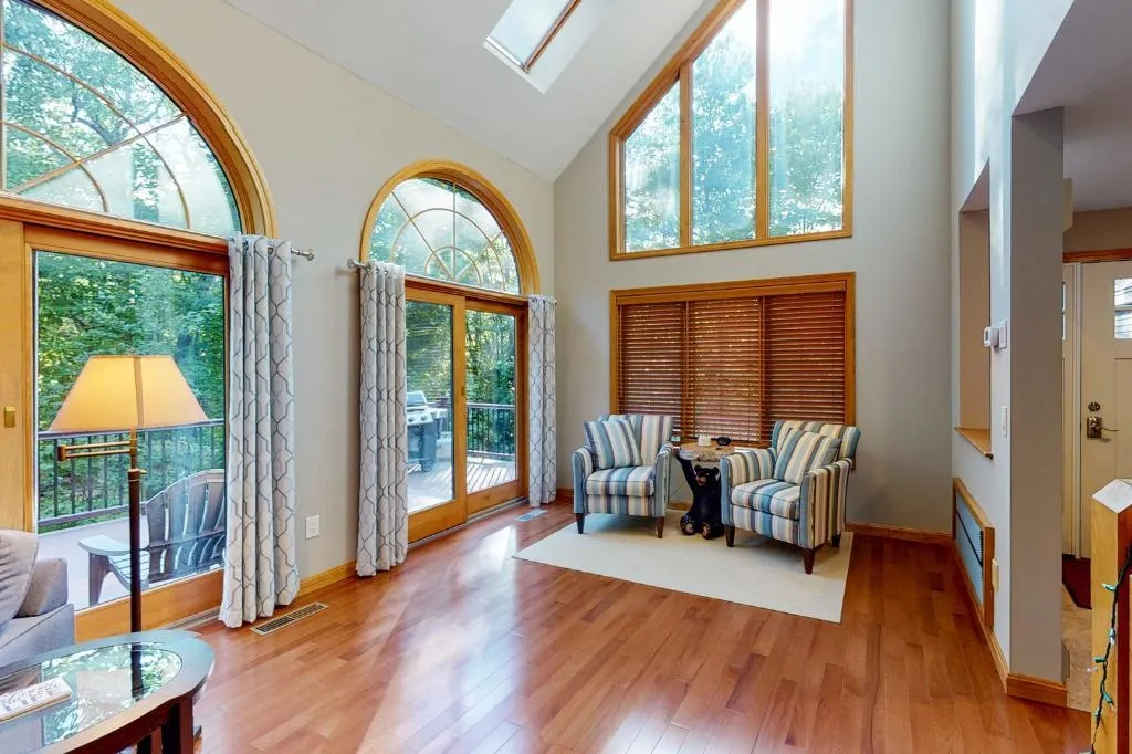 31 Paglia Street Moultonborough NH 03254