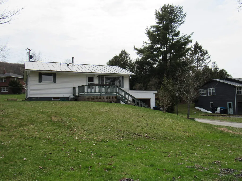 5 Salem Lane Montpelier VT 05602