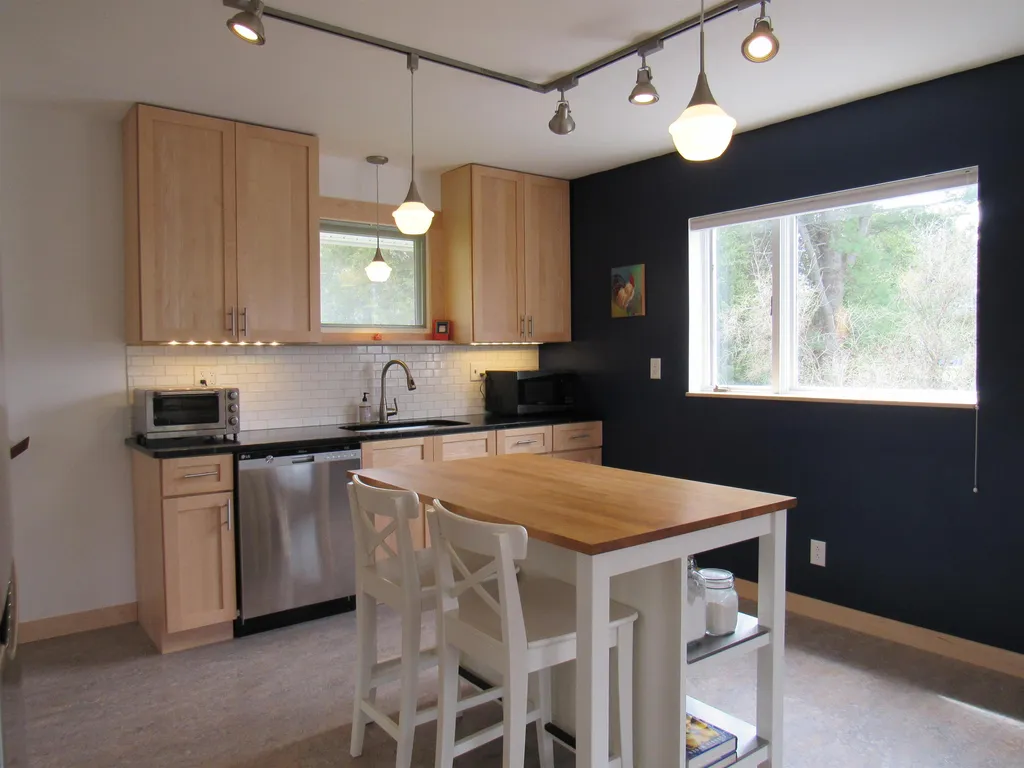 5 Salem Lane Montpelier VT 05602