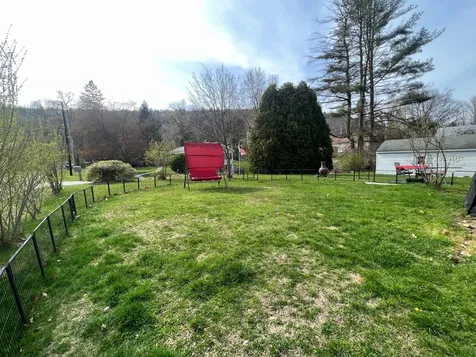 138 Cedar Street Brattleboro VT 05301