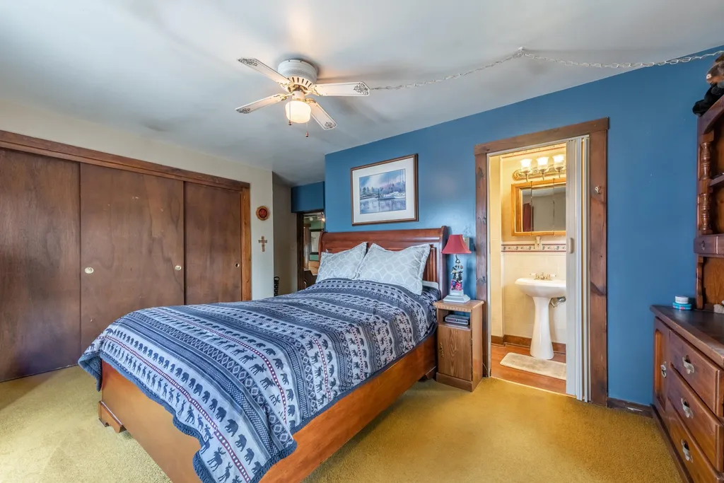 165 West Main Street Warner NH 03278