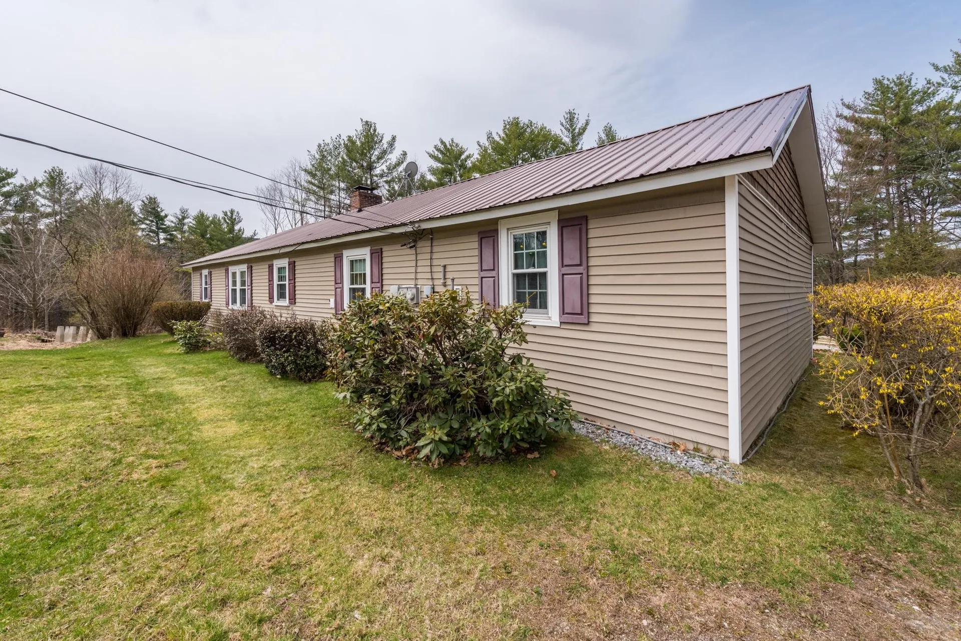 165 West Main Street Warner NH 03278