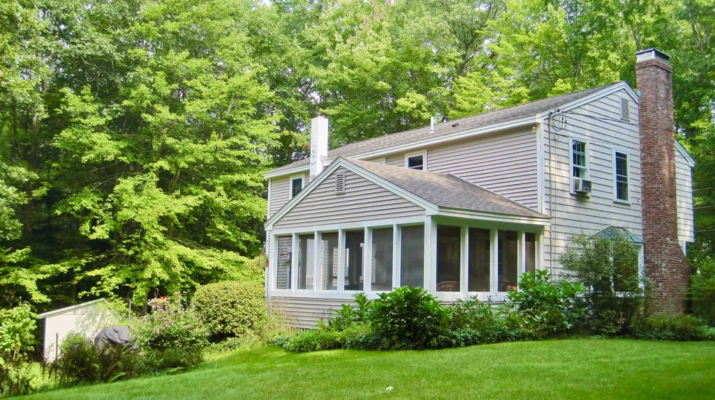 3 Granger Drive Lee NH 03861