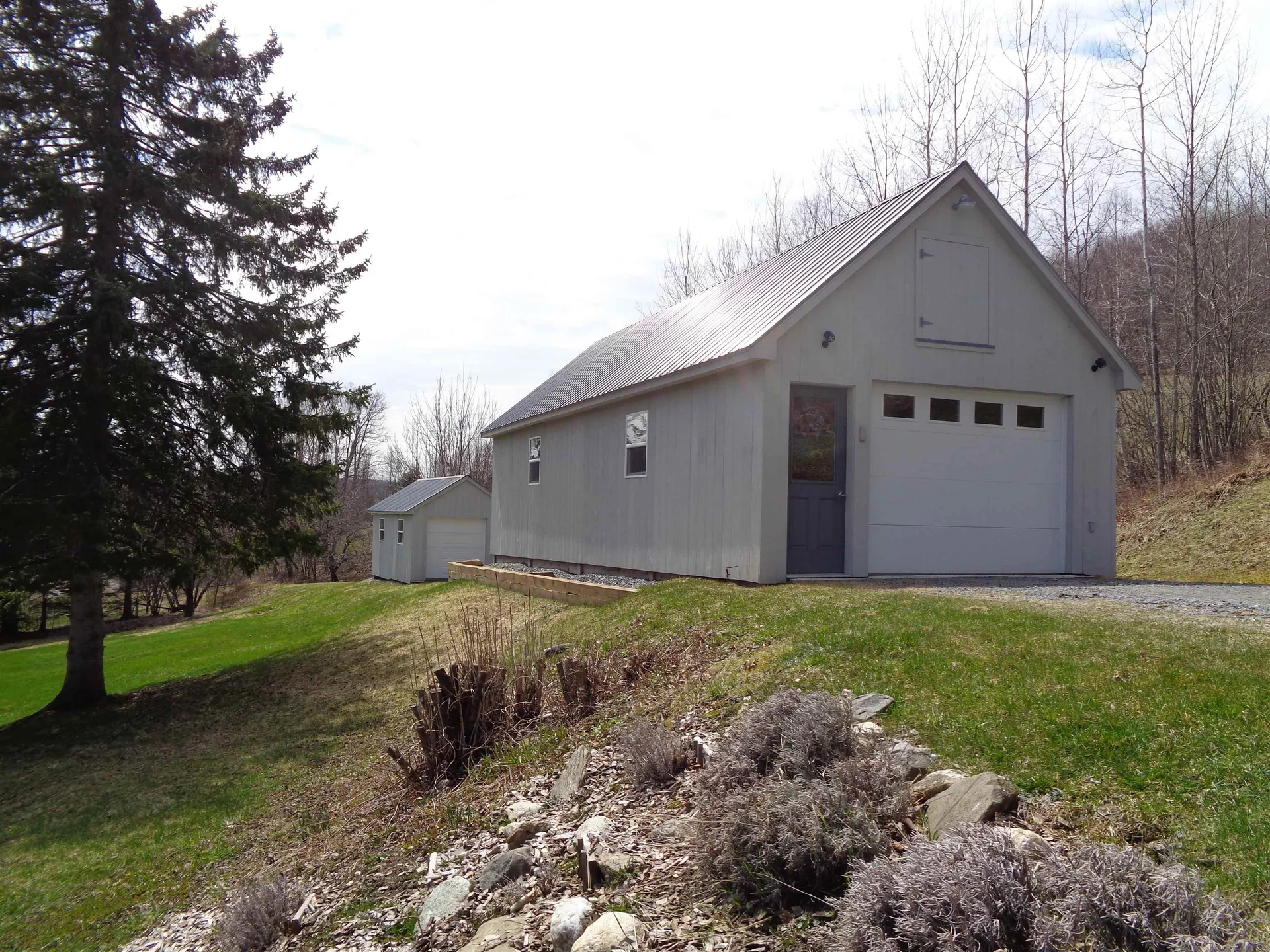 695 North Road Vershire VT 05079