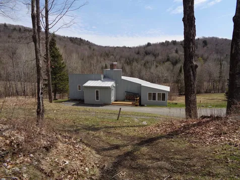 695 North Road Vershire VT 05079