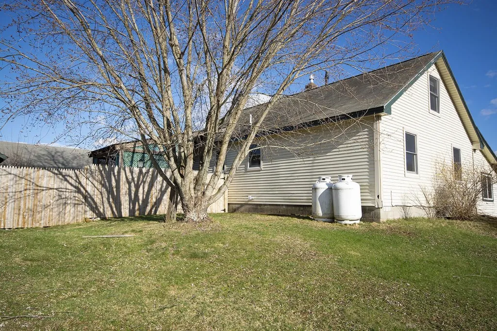 1025 Brook Road Goshen NH 03752