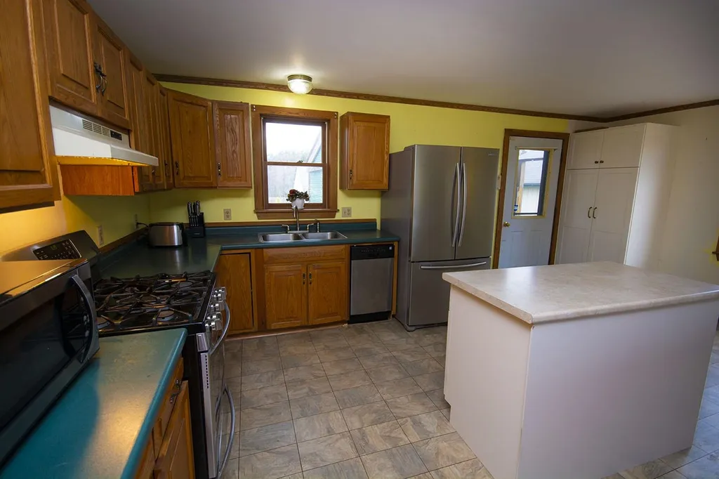 1025 Brook Road Goshen NH 03752