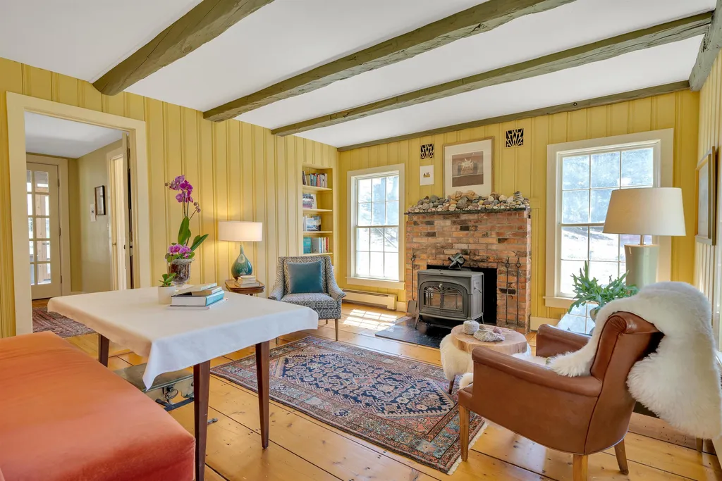 26 Drew Road Tunbridge VT 05077