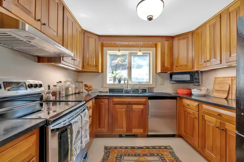 26 Drew Road Tunbridge VT 05077