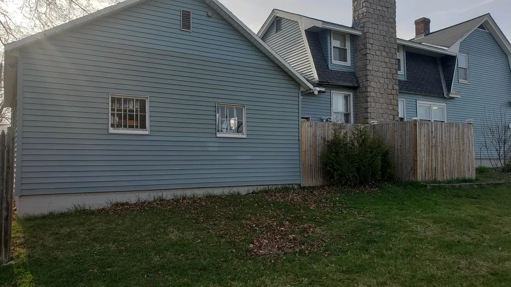 25 Keeley Street Claremont NH 03743