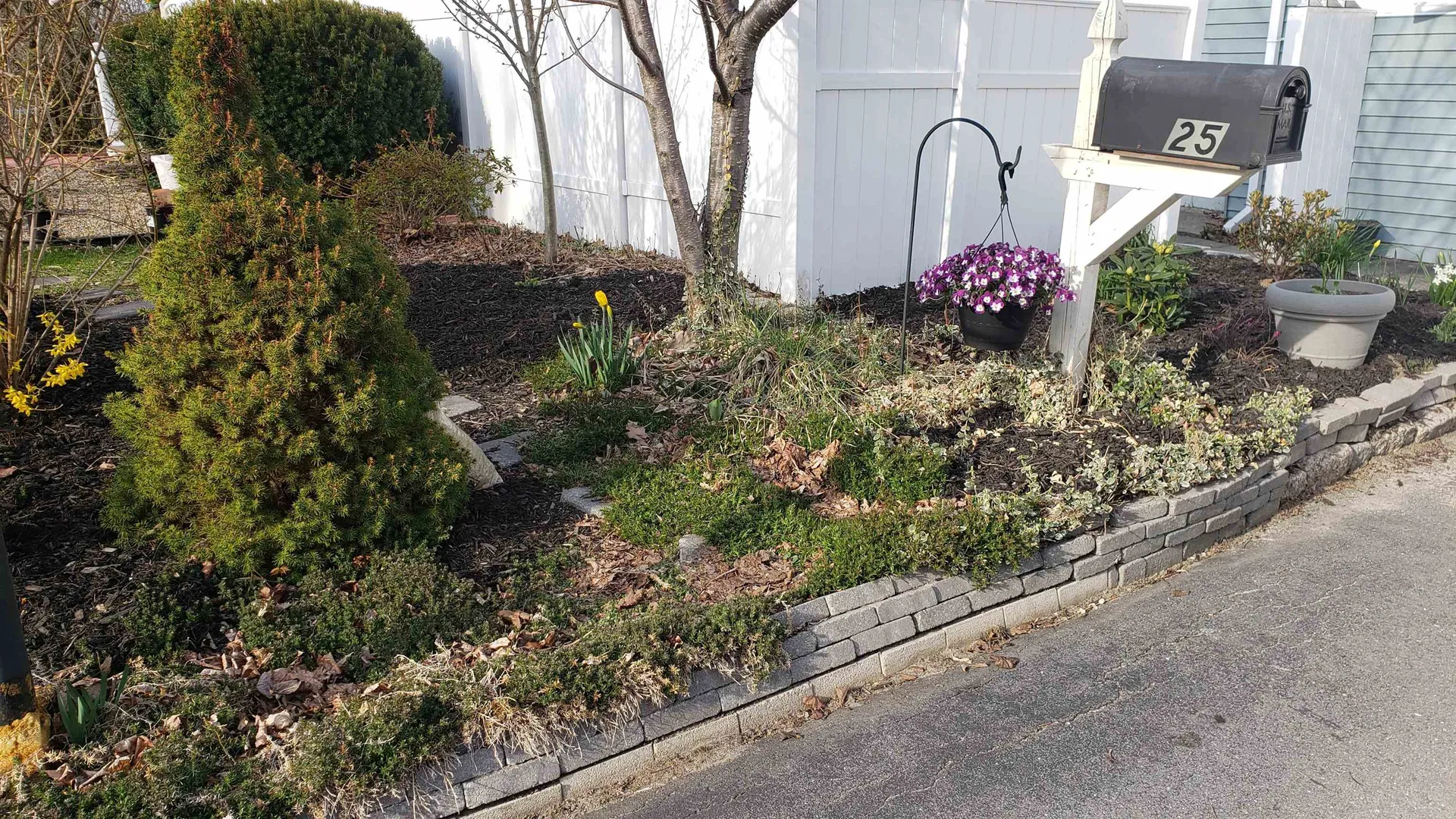 25 Keeley Street Claremont NH 03743