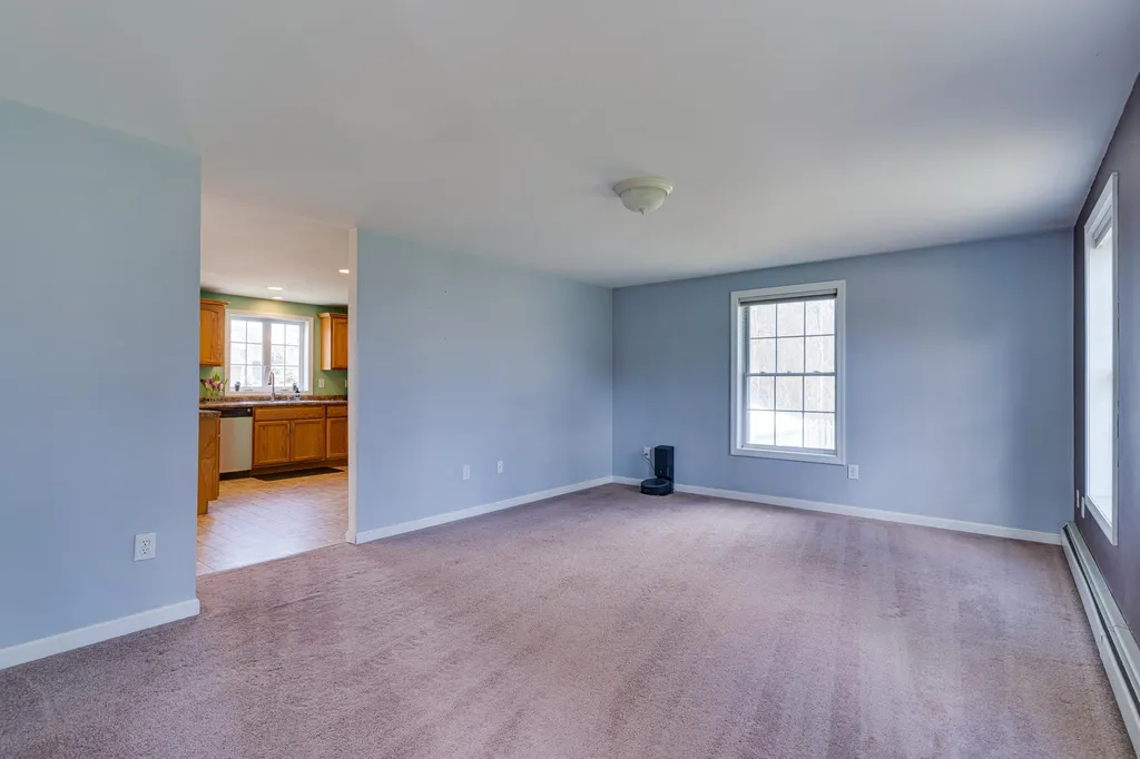 422 Old Rochester Road Somersworth NH 03878