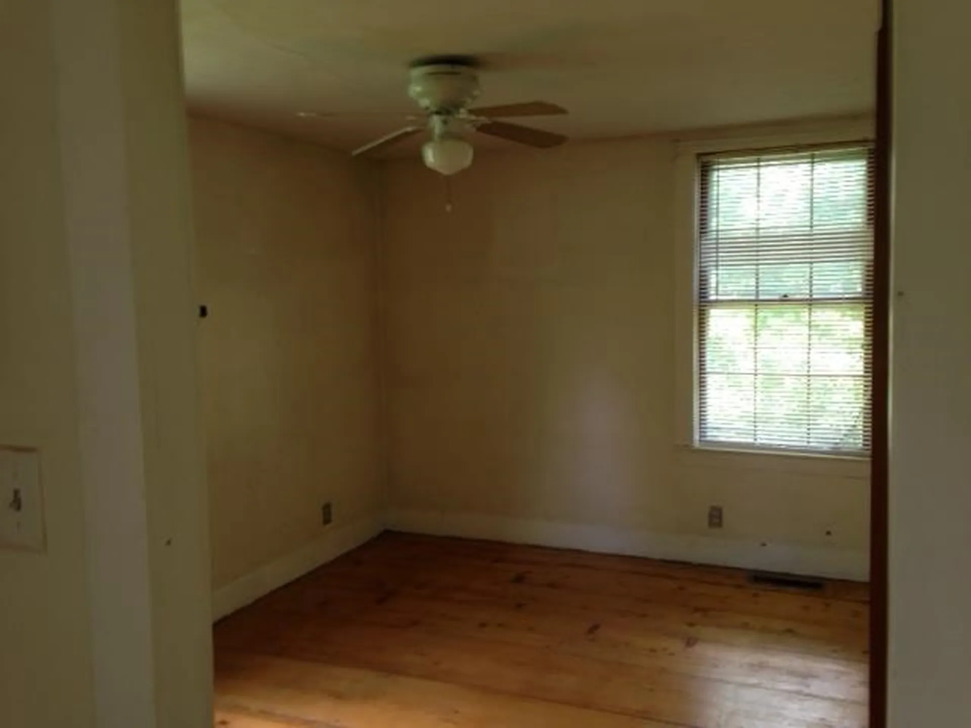 1396 Nh Route 120 Cornish NH 03745