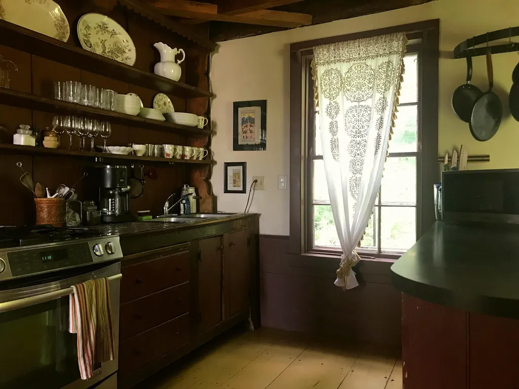 1062 Forrest Road Bridport VT 05734