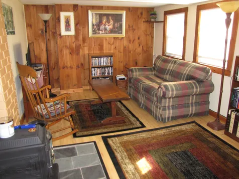 15 Vt Route 30 Newfane VT 05345