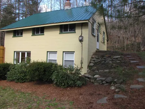 15 Vt Route 30 Newfane VT 05345