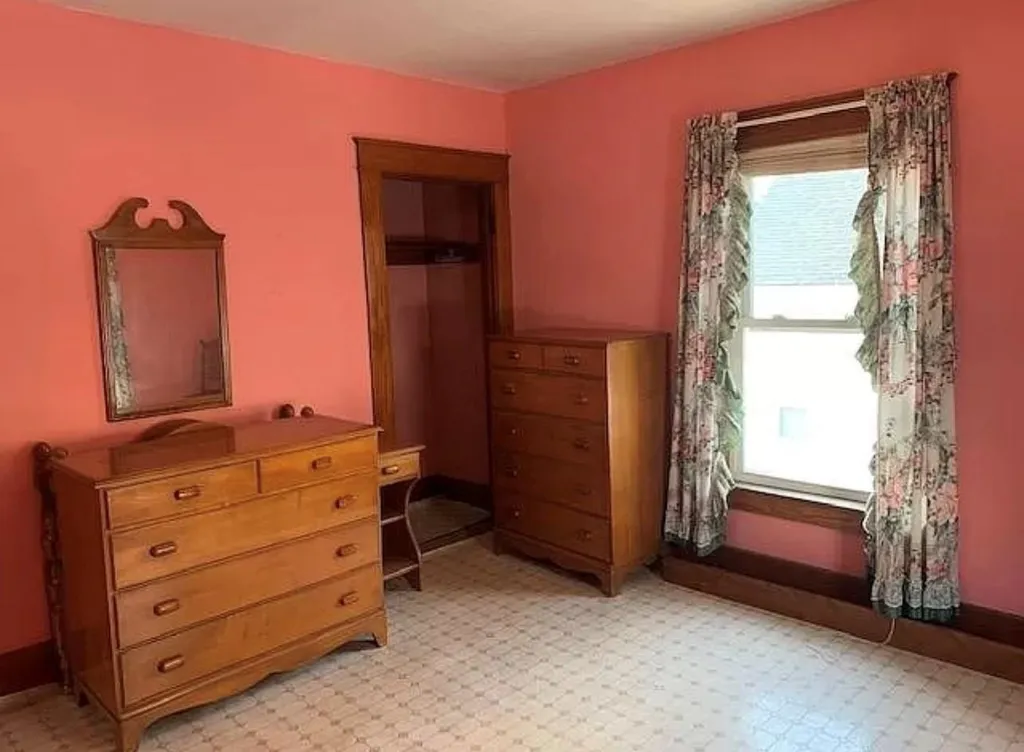 58 Dixon Street Laconia NH 03246