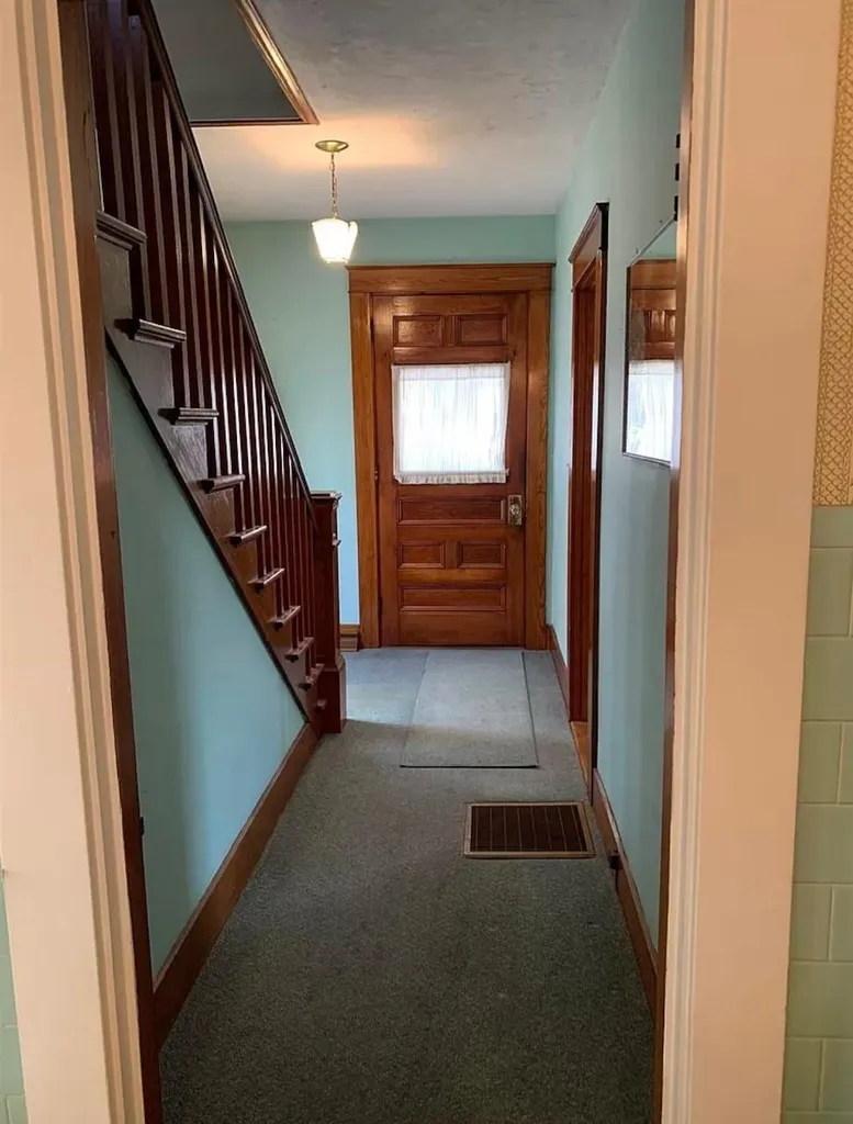 58 Dixon Street Laconia NH 03246