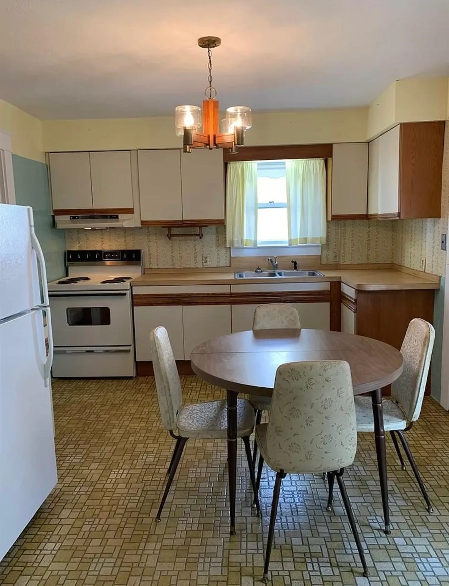 58 Dixon Street Laconia NH 03246