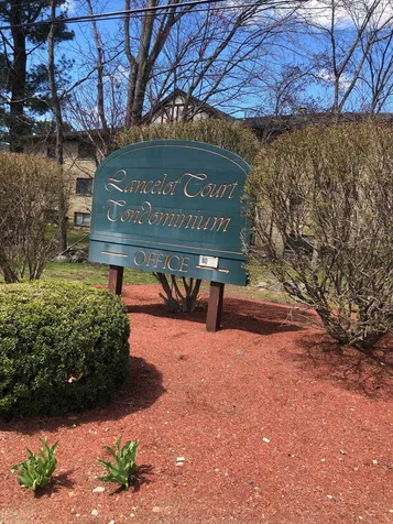 2 Lancelot Court Salem NH 03079