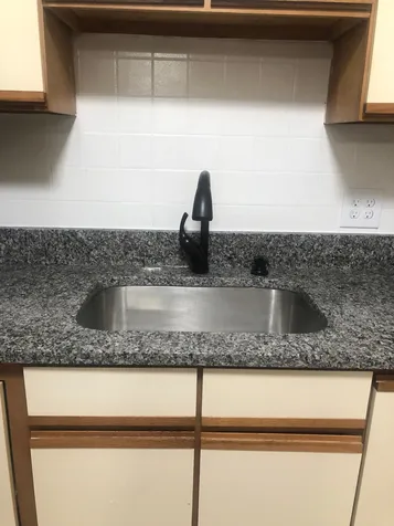 2 Lancelot Court Salem NH 03079