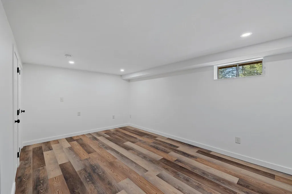 385 Brookwood Park Road Bristol NH 03222