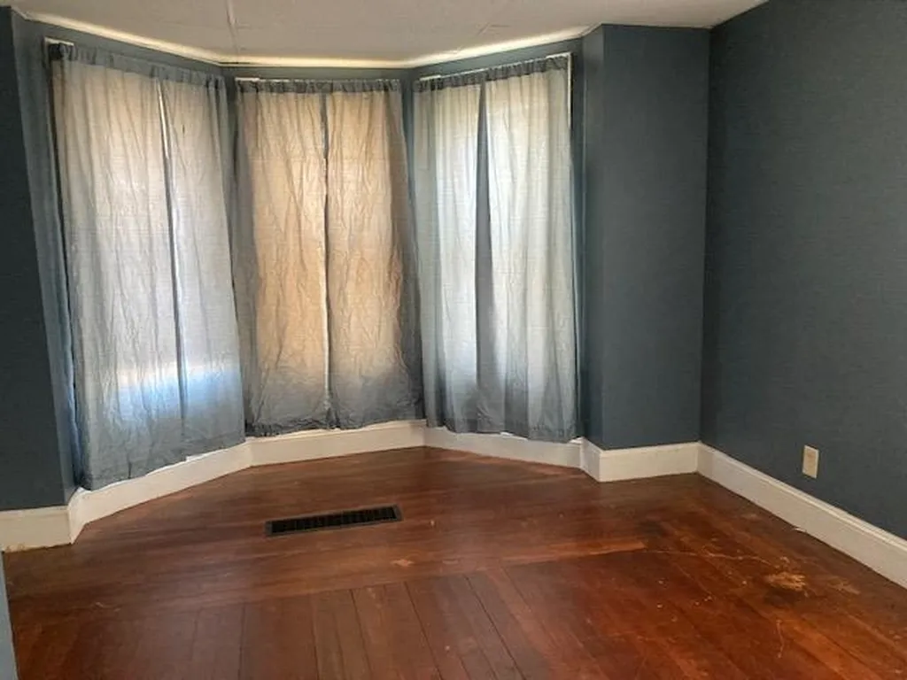 17-19 Burke Street Nashua NH 03060