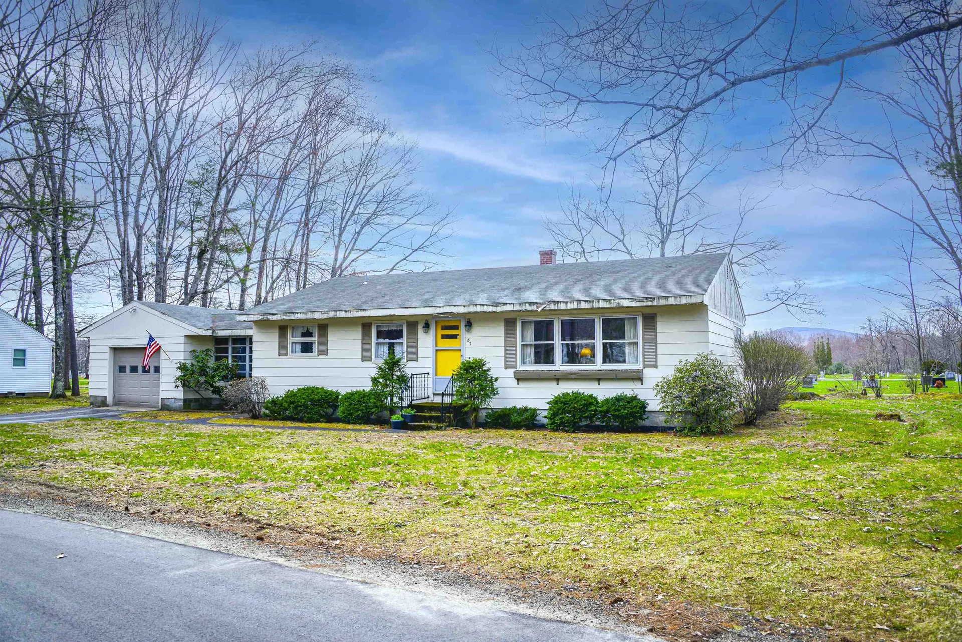87 Hillside Avenue Conway NH 03818