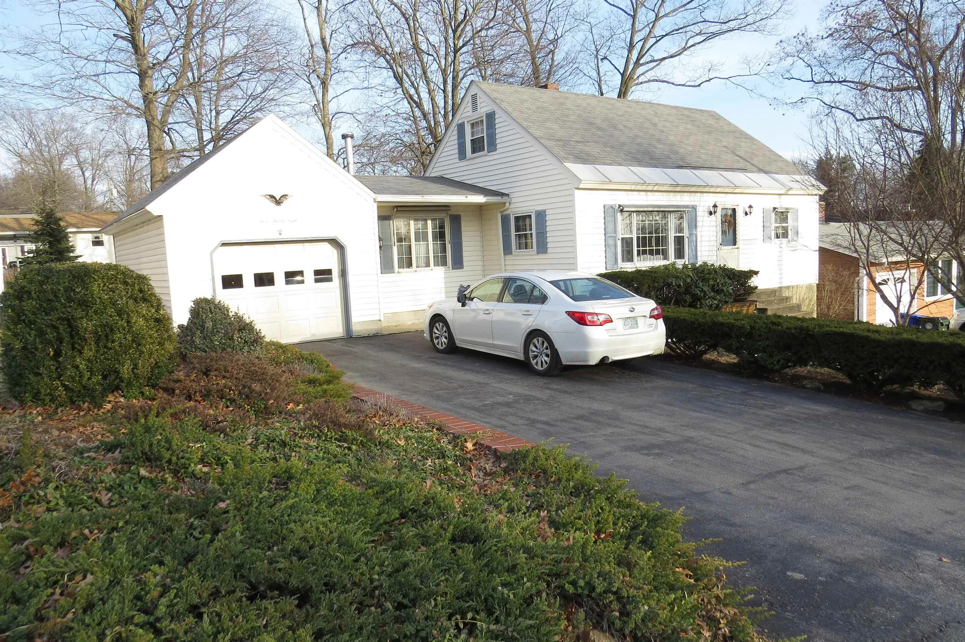328 S. Hall Street Manchester NH 03103