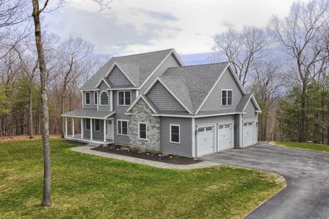 70 Ridgeview Lane New Boston NH 03070