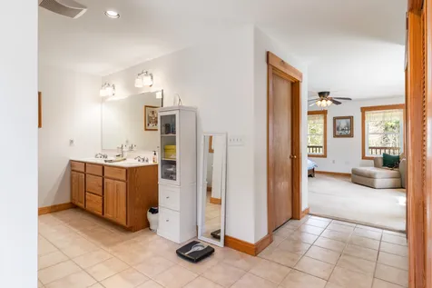 10 Wallys Way Newport NH 03773