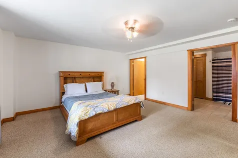 10 Wallys Way Newport NH 03773