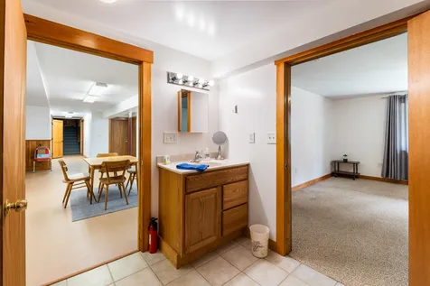 10 Wallys Way Newport NH 03773
