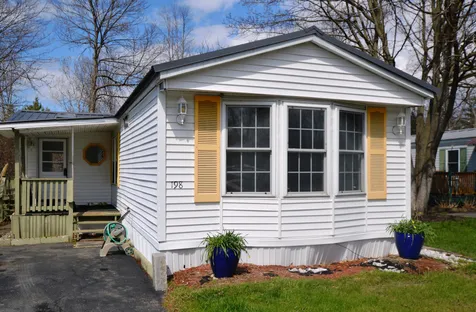 198 Penny Lane Shelburne VT 05482